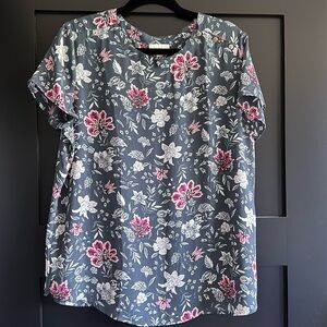 Ladies short sleeve blouse